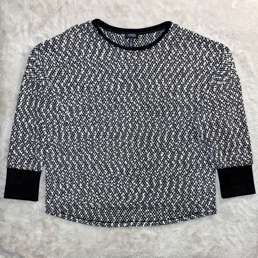 Jones New York Black and White Knit Top